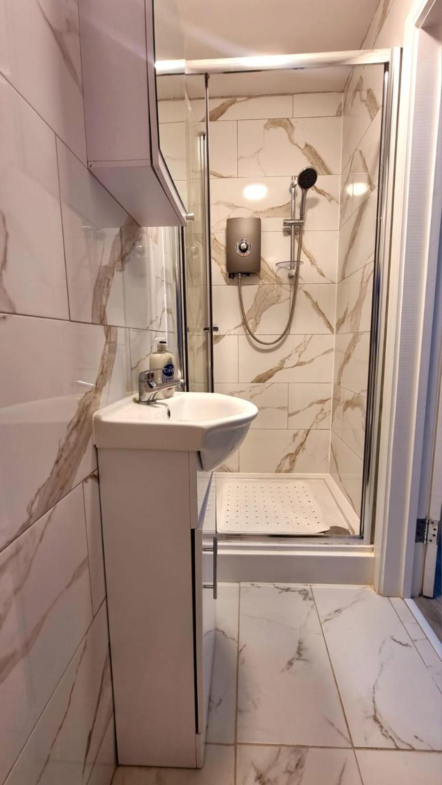 Brand New Flat Close To Turnpike Lane Tube Station London Exterior photo
