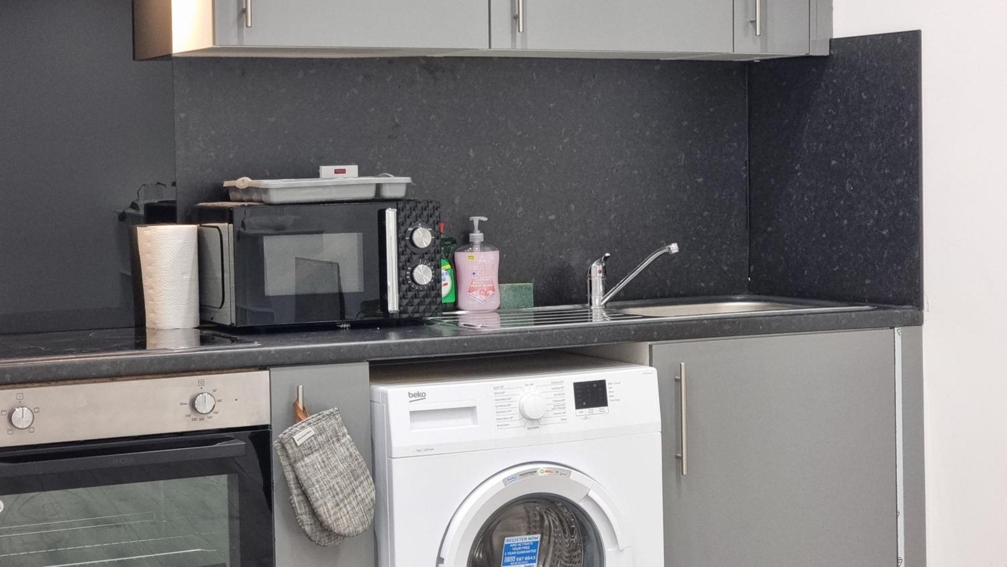 Brand New Flat Close To Turnpike Lane Tube Station London Exterior photo